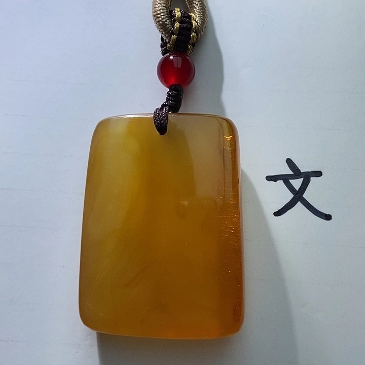 琥珀未镶嵌珠宝奇石38