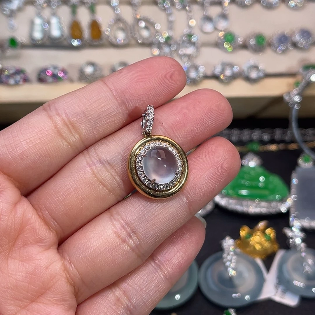 翡翠18K金镶嵌吊坠(不含链)蛋面