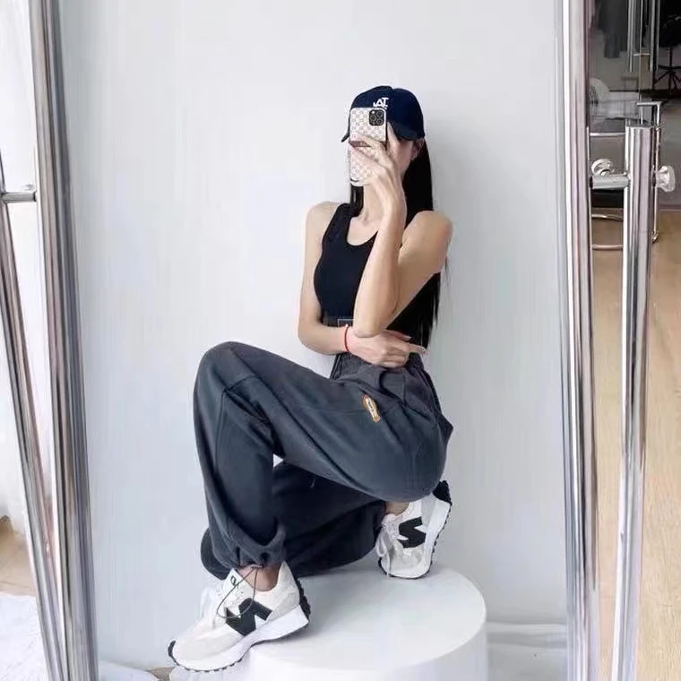 7DHC23134 侧面牌子卫裤