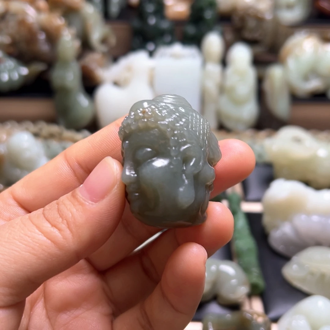 和田玉（糖玉）颈饰未镶嵌