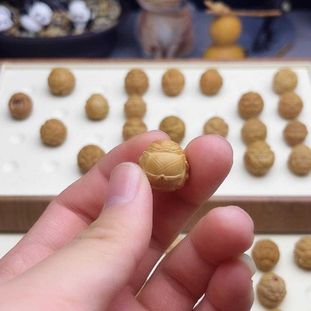 ?**?猴头雕刻单颗大满贯素14颗