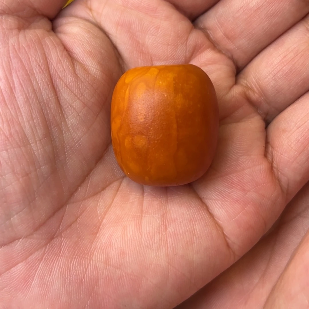 蜜蜡未镶嵌吊坠(不含链)