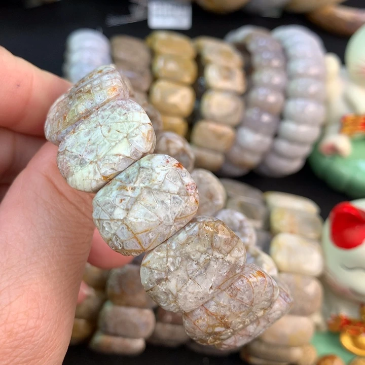 【闪购商品】硅化珊瑚（珊瑚玉）手镯未镶嵌