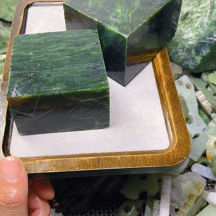 未镶嵌和田玉珠宝半成品丹*