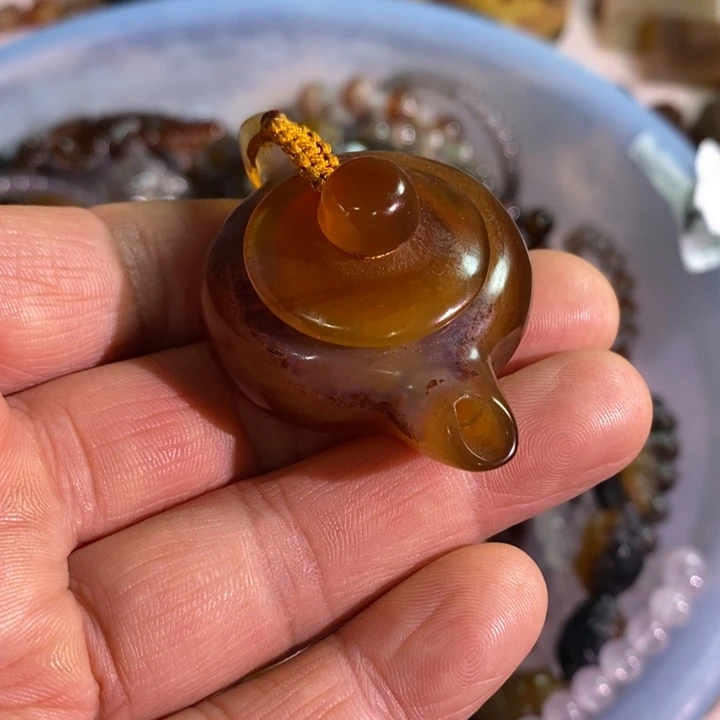 川***戈玛瑙/玉髓未镶嵌珠宝奇石