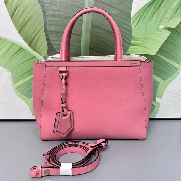 95新 FENDI/芬迪 Fendi 粉色单肩包 HY6120