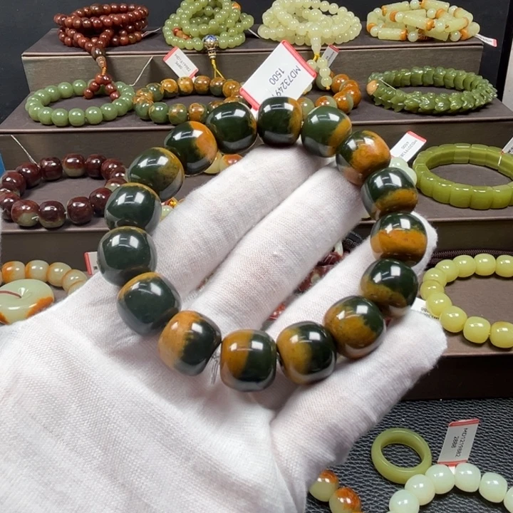 透闪石质玉未镶嵌手链