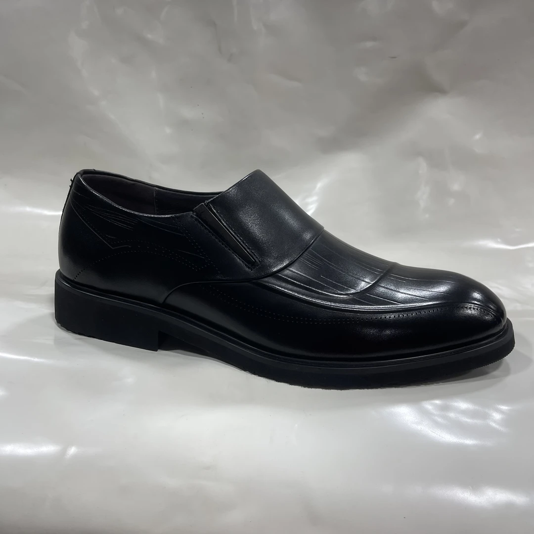 新疆小代皮鞋男士特小号单鞋62778