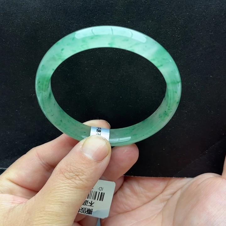石英质玉未镶嵌手镯55/56