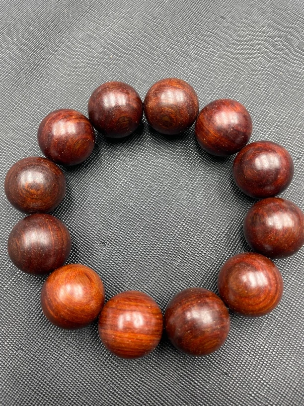 C82沉木圆珠手串