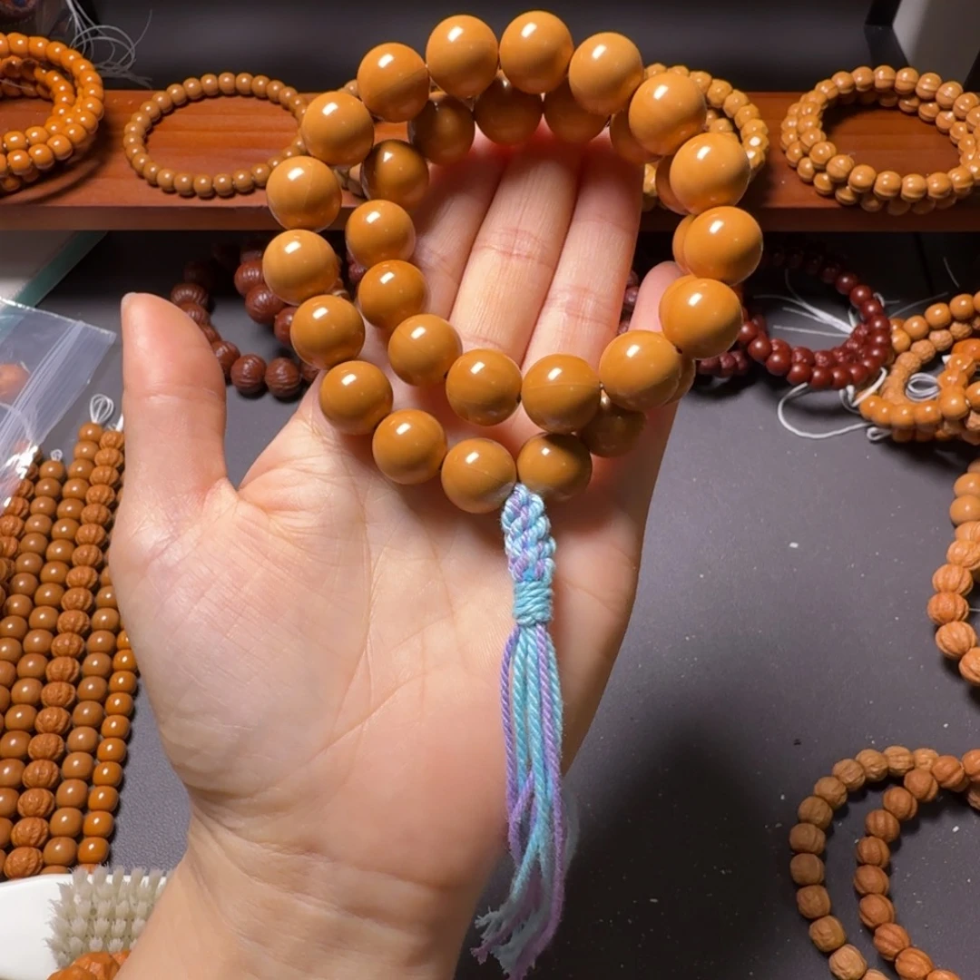 猴头核桃吊坠正圆光珠