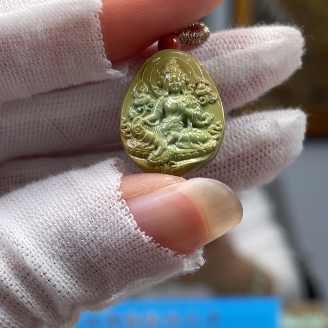 绿松石未镶嵌挂件