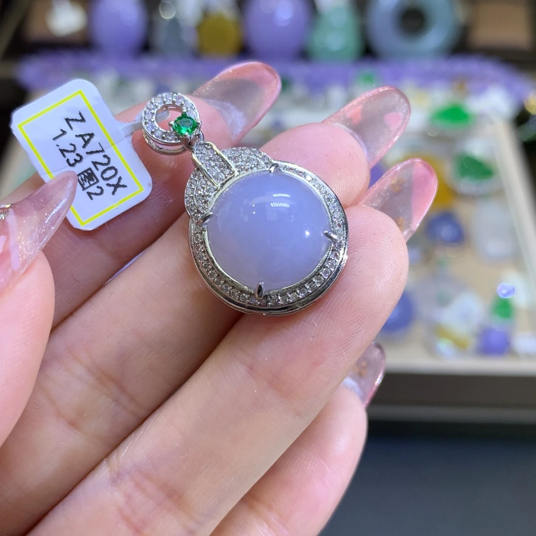 翡翠颈饰银S925镶嵌翡翠