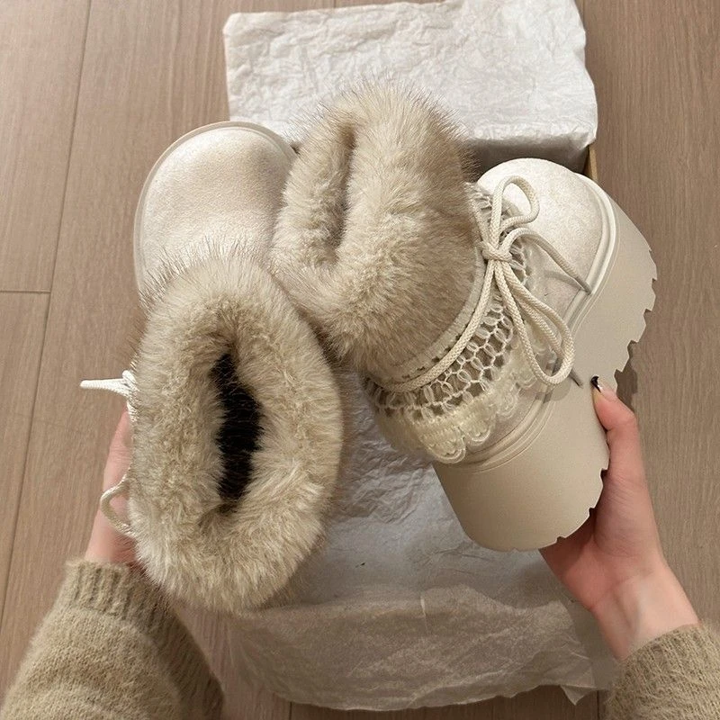 费尔岛时尚花边毛毛雪地靴女2025新款冬季小个子加绒保暖厚底棉鞋