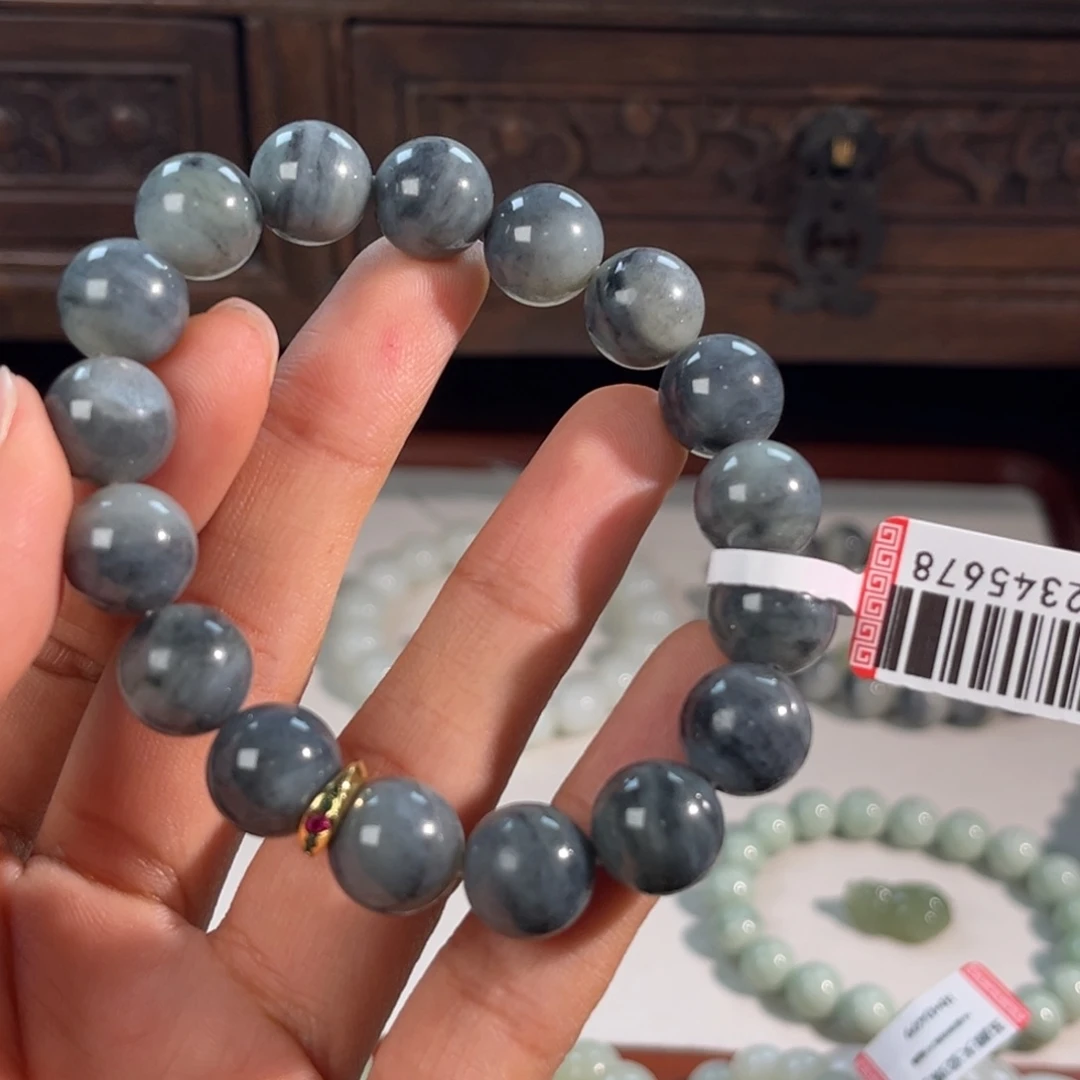 锋***Y和田玉未镶嵌手链