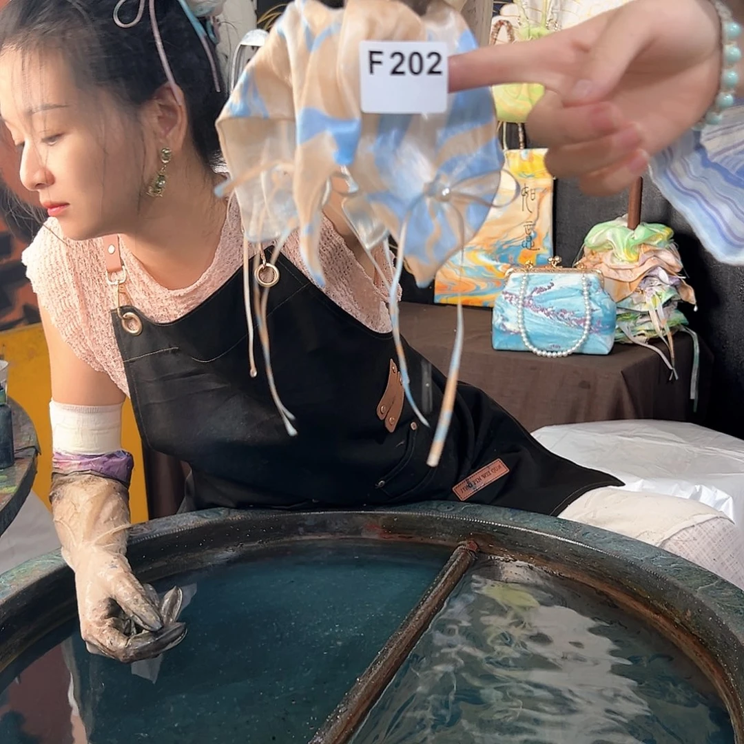 202新款方巾蓝咖