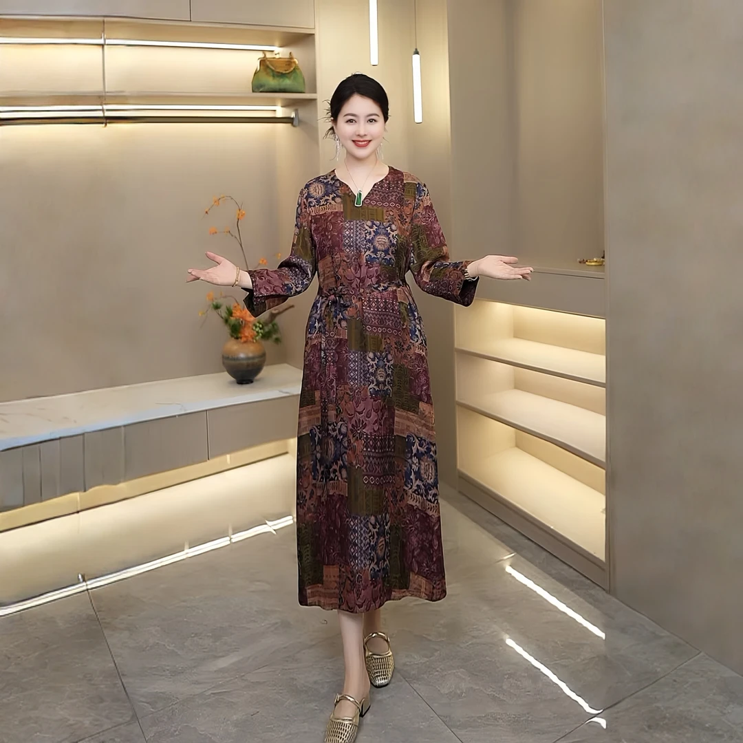 秋色满园新中式新款百搭不褪色老料花萝提花连衣裙女中长款休闲女