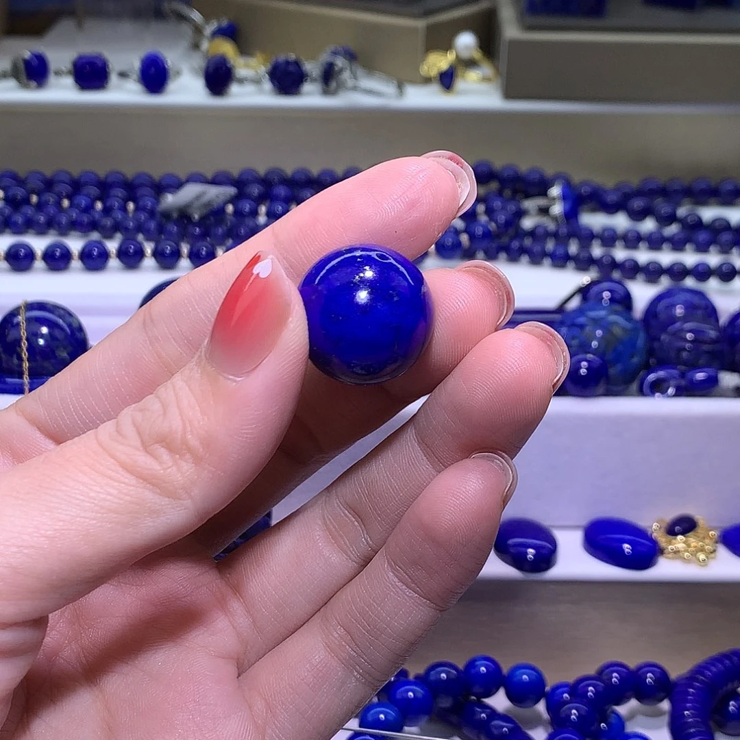 .****青金石未镶嵌天然原矿单圆珠19.2 m