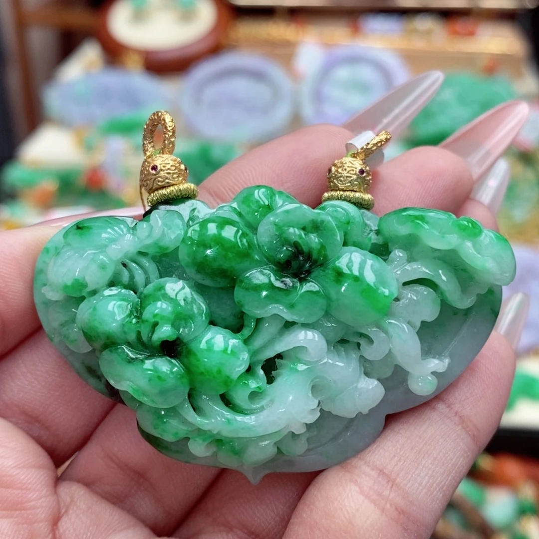 颈饰未镶嵌翡翠给****烂翡翠吊坠