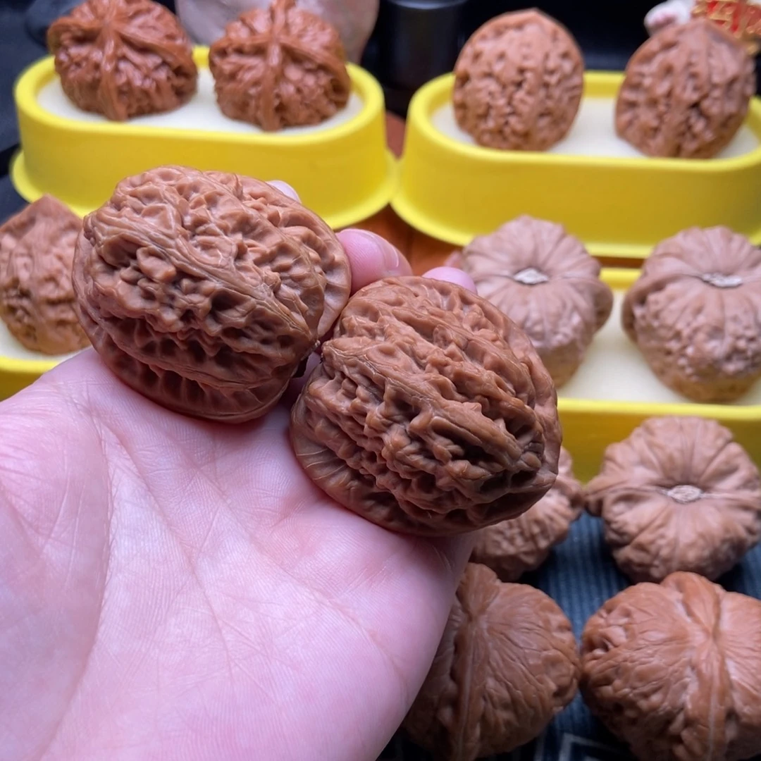 吊坠文玩核桃全品红锦鲤