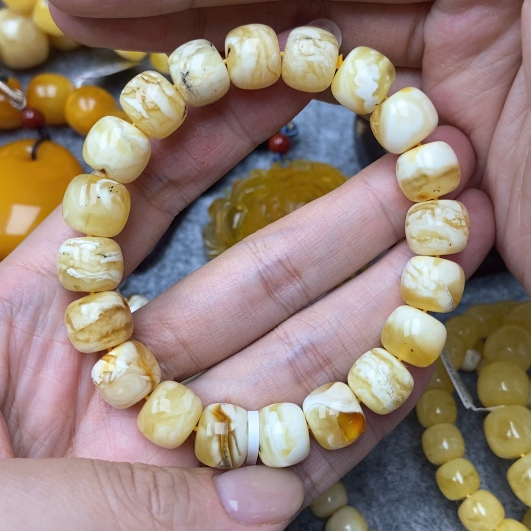 琥珀未镶嵌珠宝奇石13