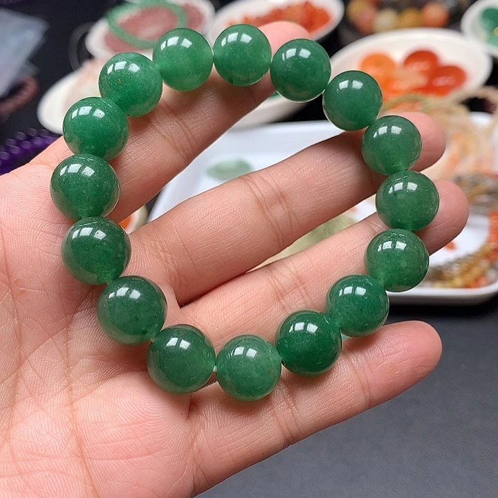 石英质玉未镶嵌颈饰13