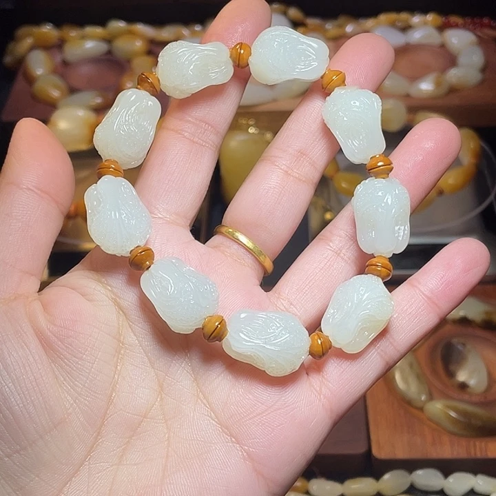 和田玉未镶嵌手链