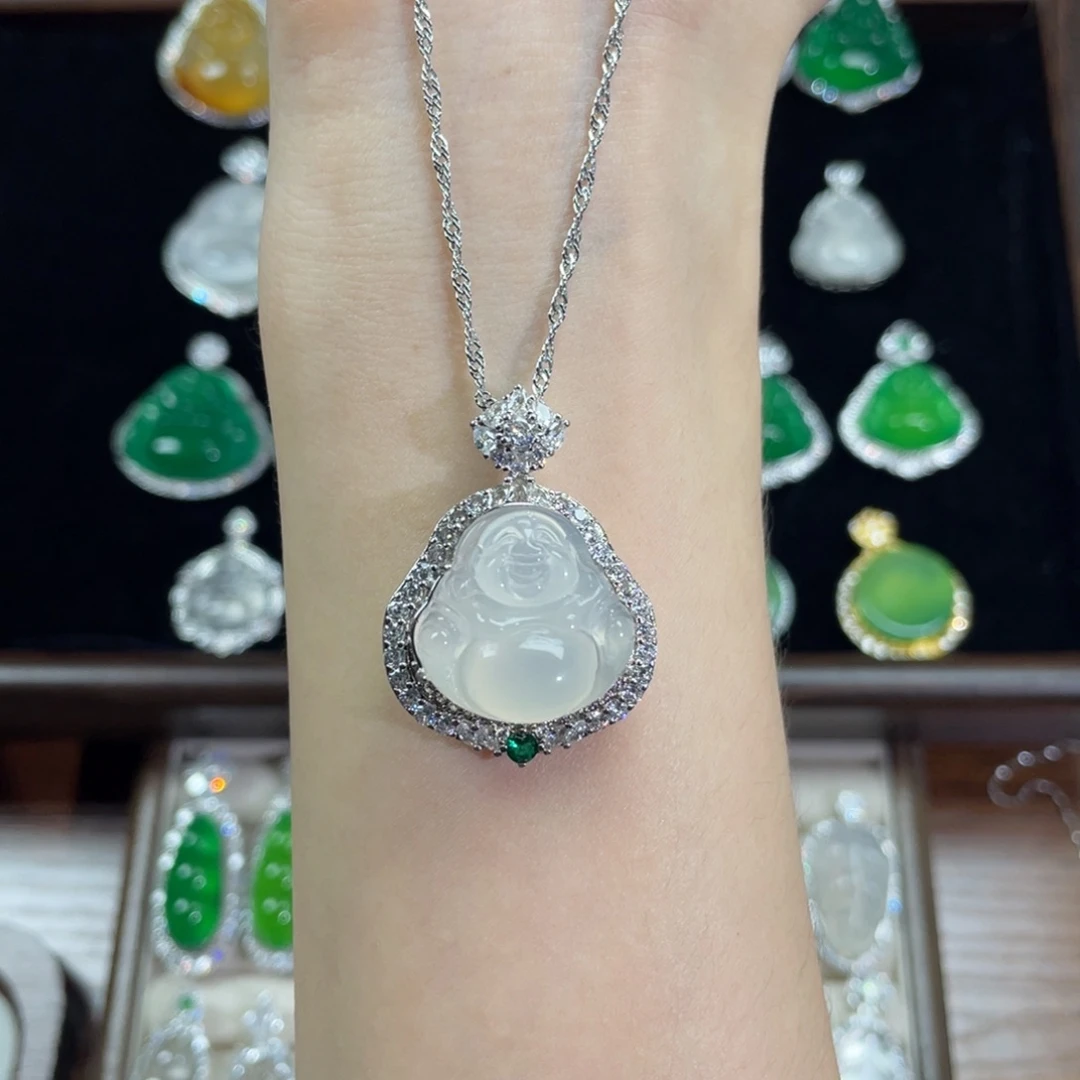 一***只玛瑙/玉髓合金颈饰