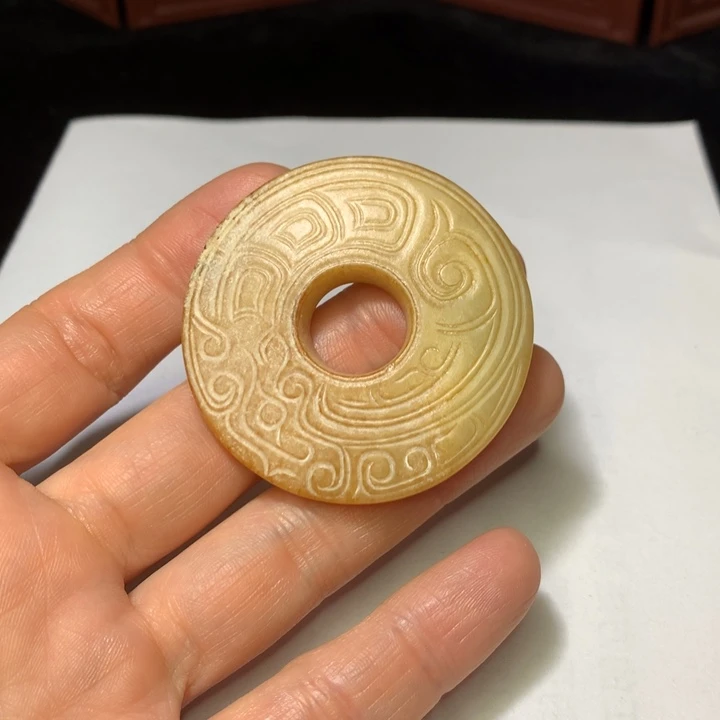 和田玉未镶嵌颈饰T****林