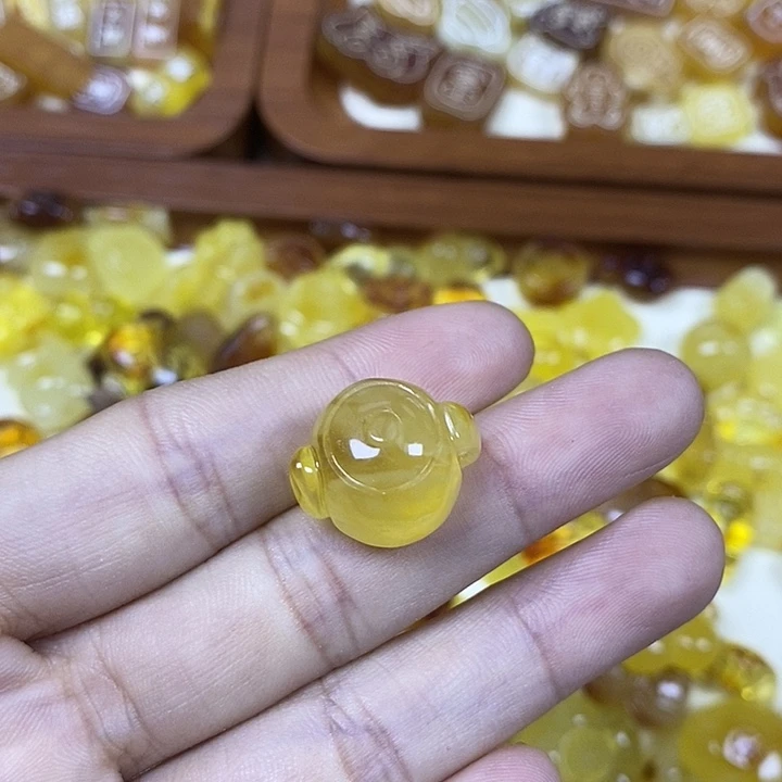 吊坠橄榄核把把胡52