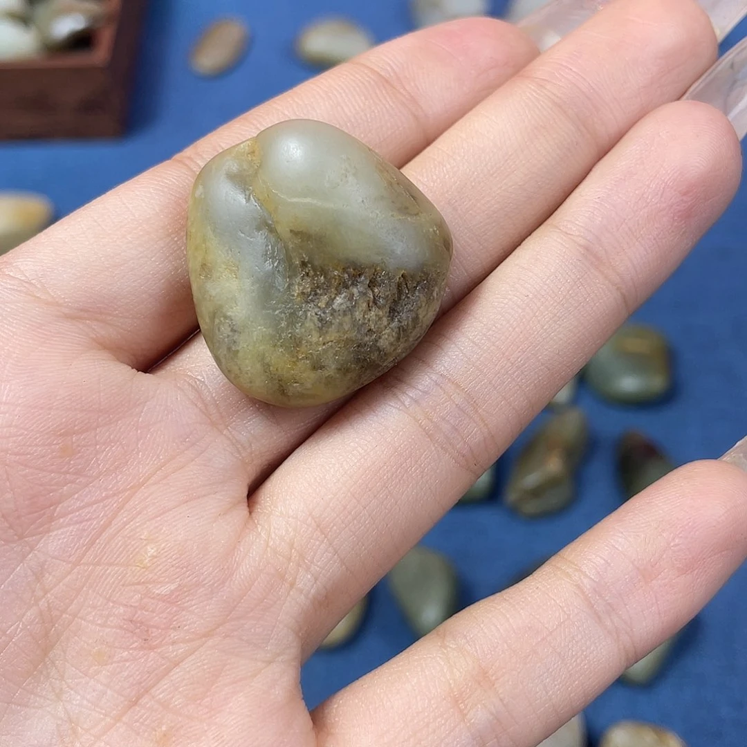 和田玉珠宝奇石未镶嵌乐*哥