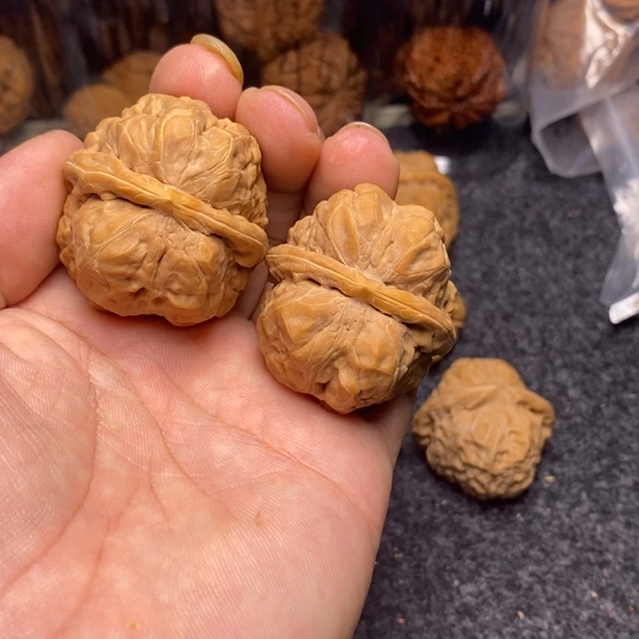 吊坠文玩核桃39蛤蟆头