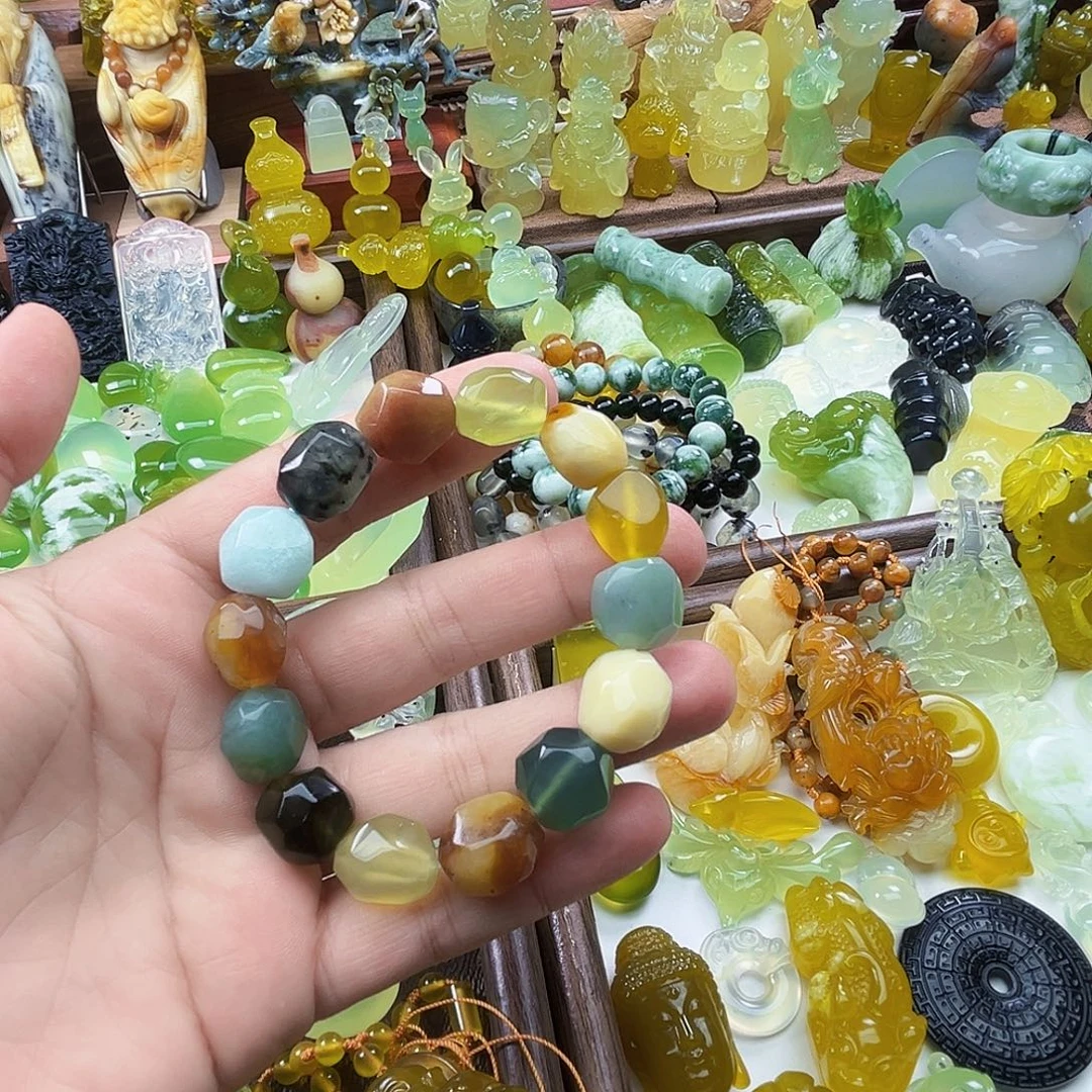 岫玉未镶嵌吊坠(不含链)