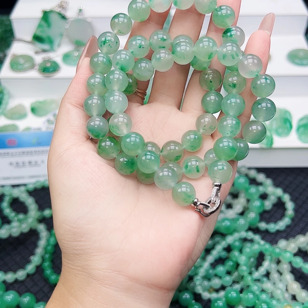 石英质玉（非洲翠）银S925镶嵌颈饰