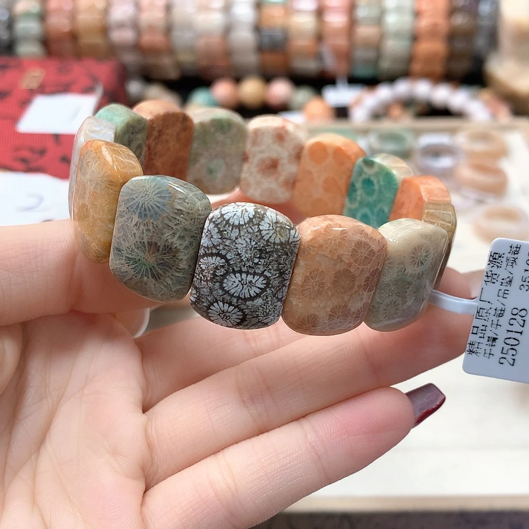 硅化珊瑚（珊瑚玉）手链未镶嵌如****宝110