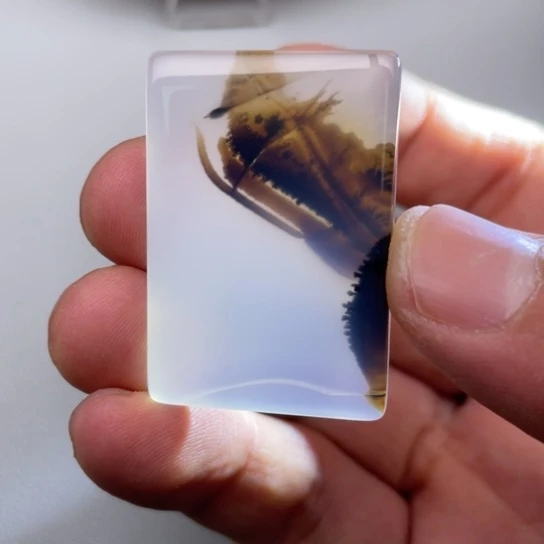 玛瑙/玉髓颈饰未镶嵌小**弯