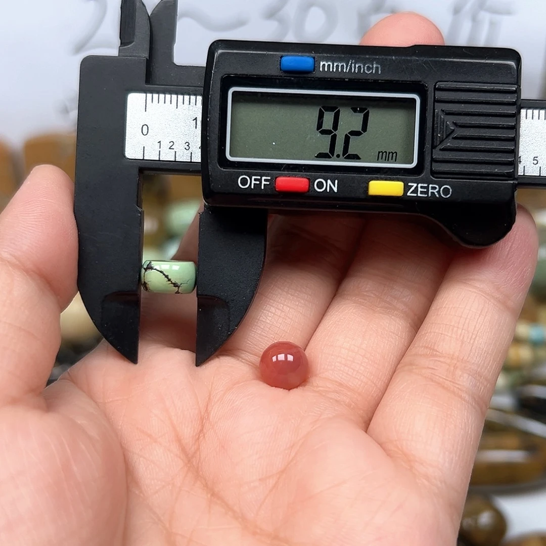 南红玛瑙未镶嵌珠宝奇石