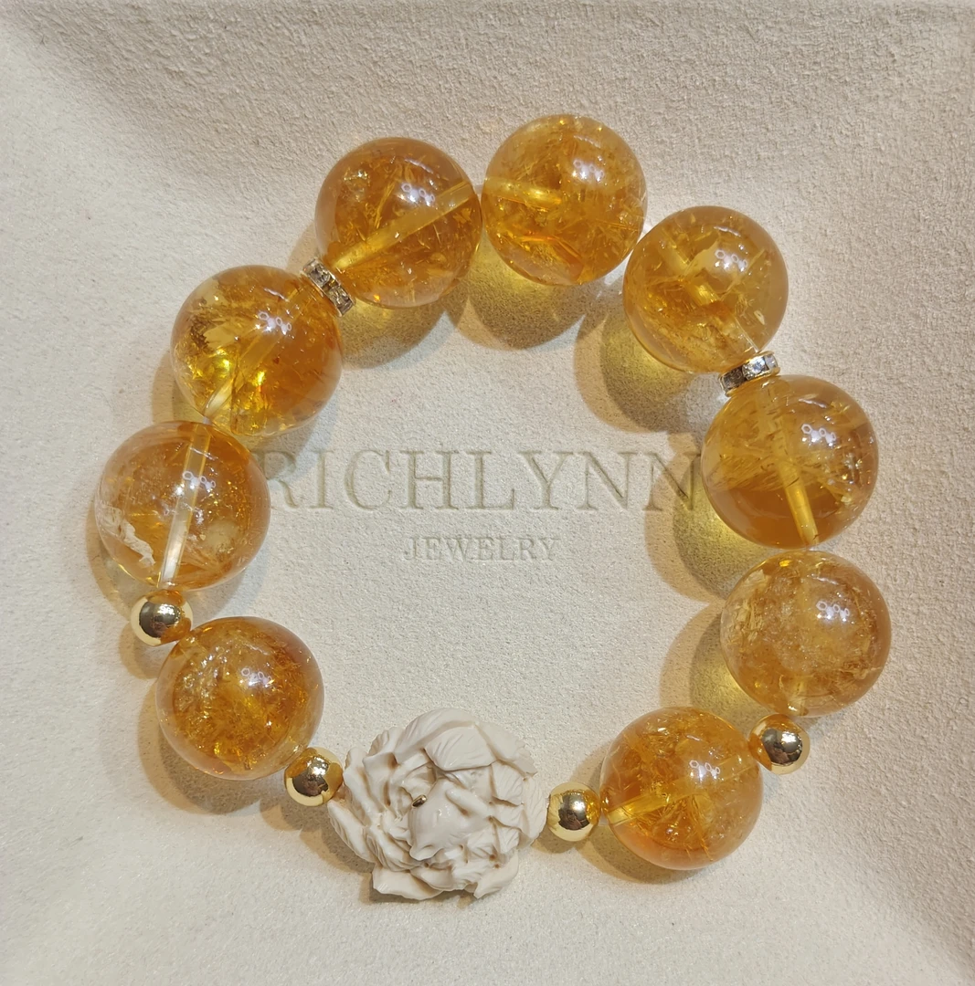 九尾狐黄水晶手串招桃花招贵人好运