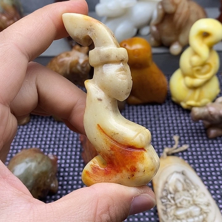 未镶嵌蛇纹石玉颈饰