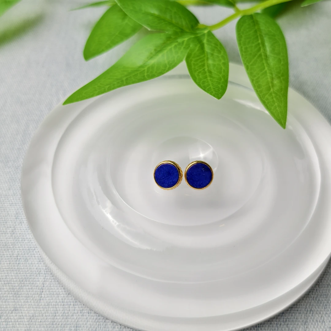 约8mm高品质青金石圆形平面耳钉