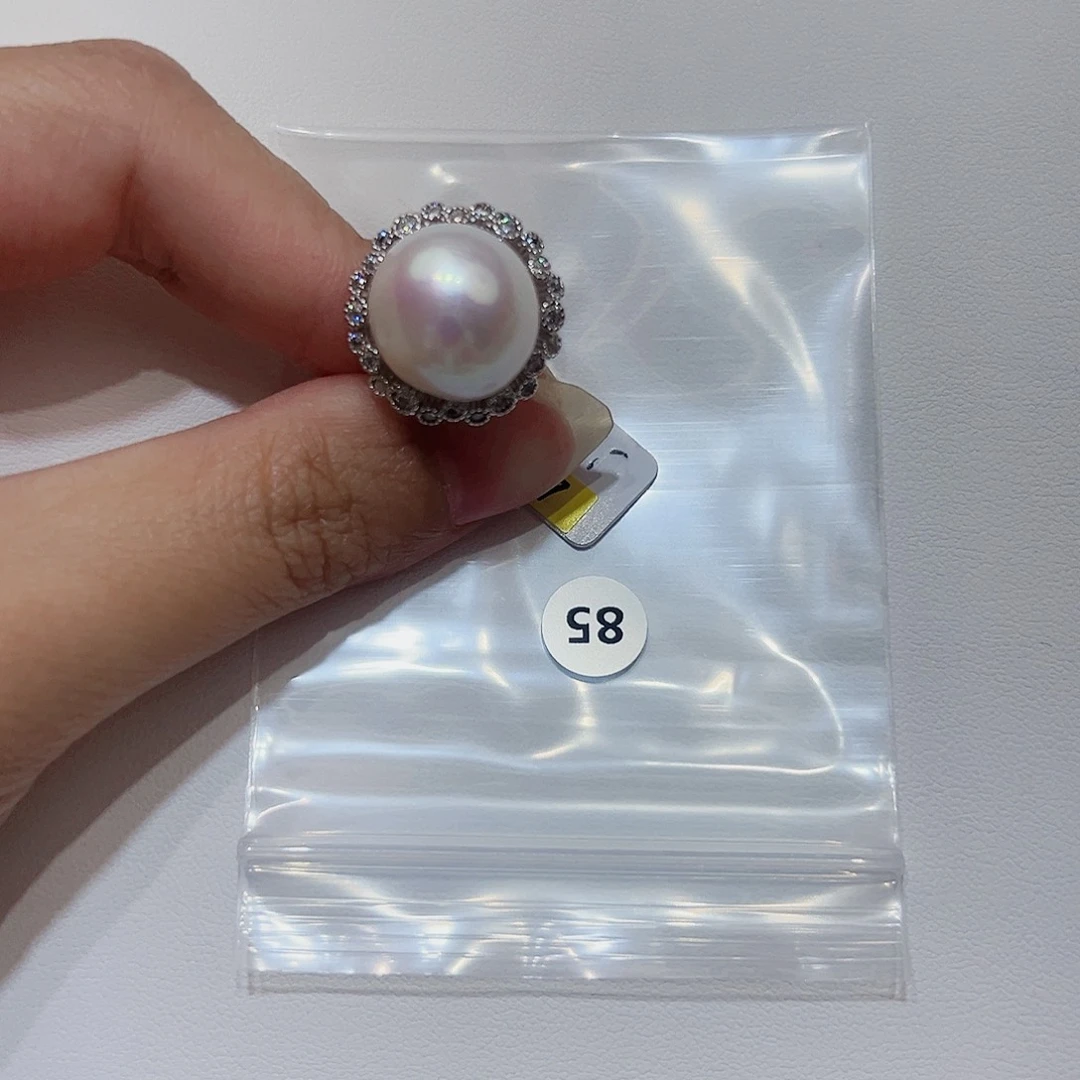 银S925镶嵌耳饰淡水珍珠