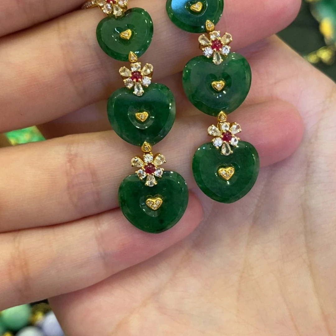 翡翠18K金镶嵌耳饰爱心耳坠