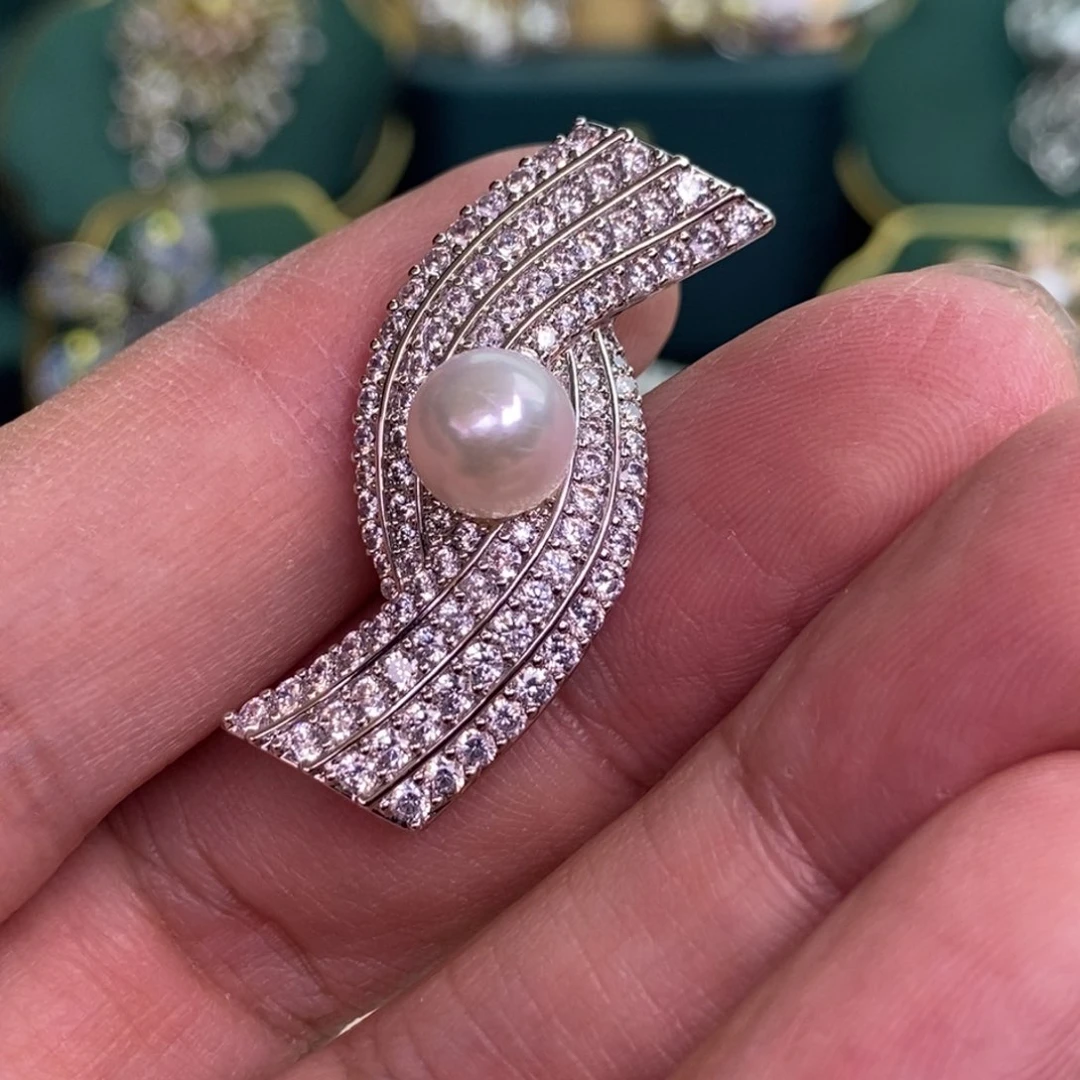 未镶嵌胸饰淡水珍珠