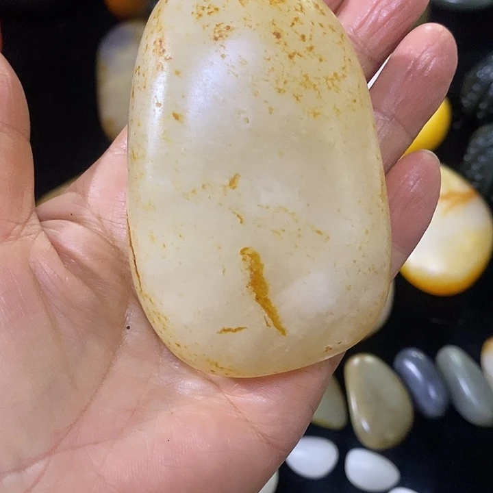 缘***您和田玉（糖玉）未镶嵌挂件