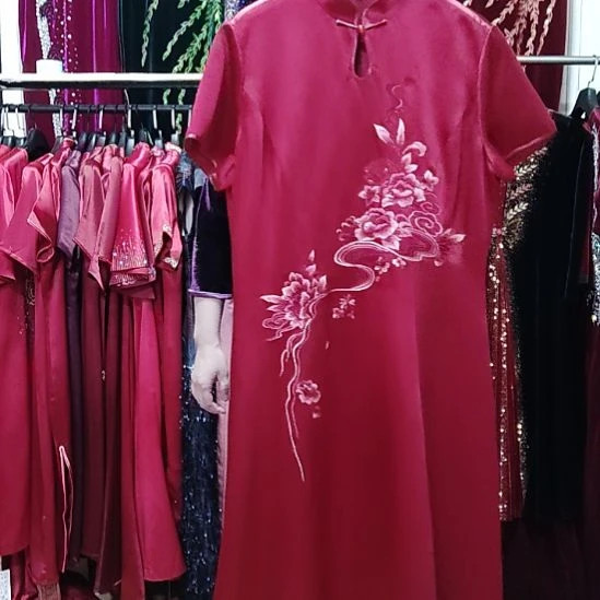品牌100醋酸刺绣长款改良旗袍裙3xl160斤左右