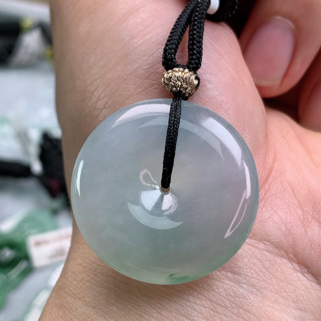 缅甸天然A货翡翠冰种飘绿平安扣吊坠30.8×5.6mm