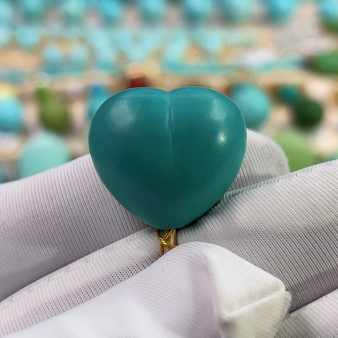 未镶嵌绿松石珠宝奇石