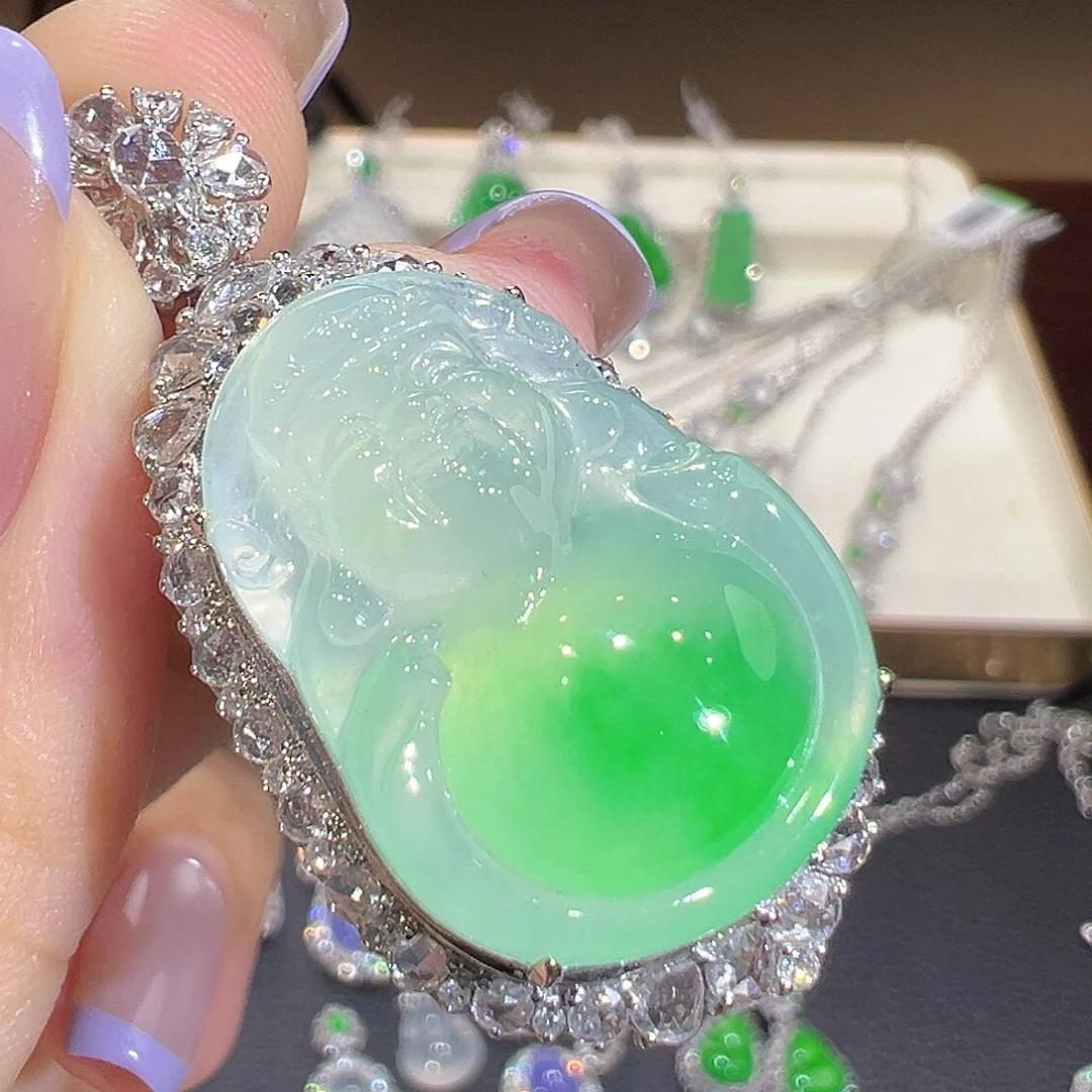 翡翠18K金镶嵌吊坠(不含链)翡翠