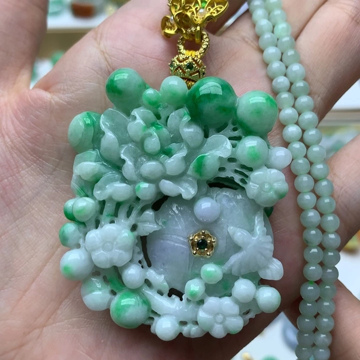 颈饰未镶嵌翡翠翡翠