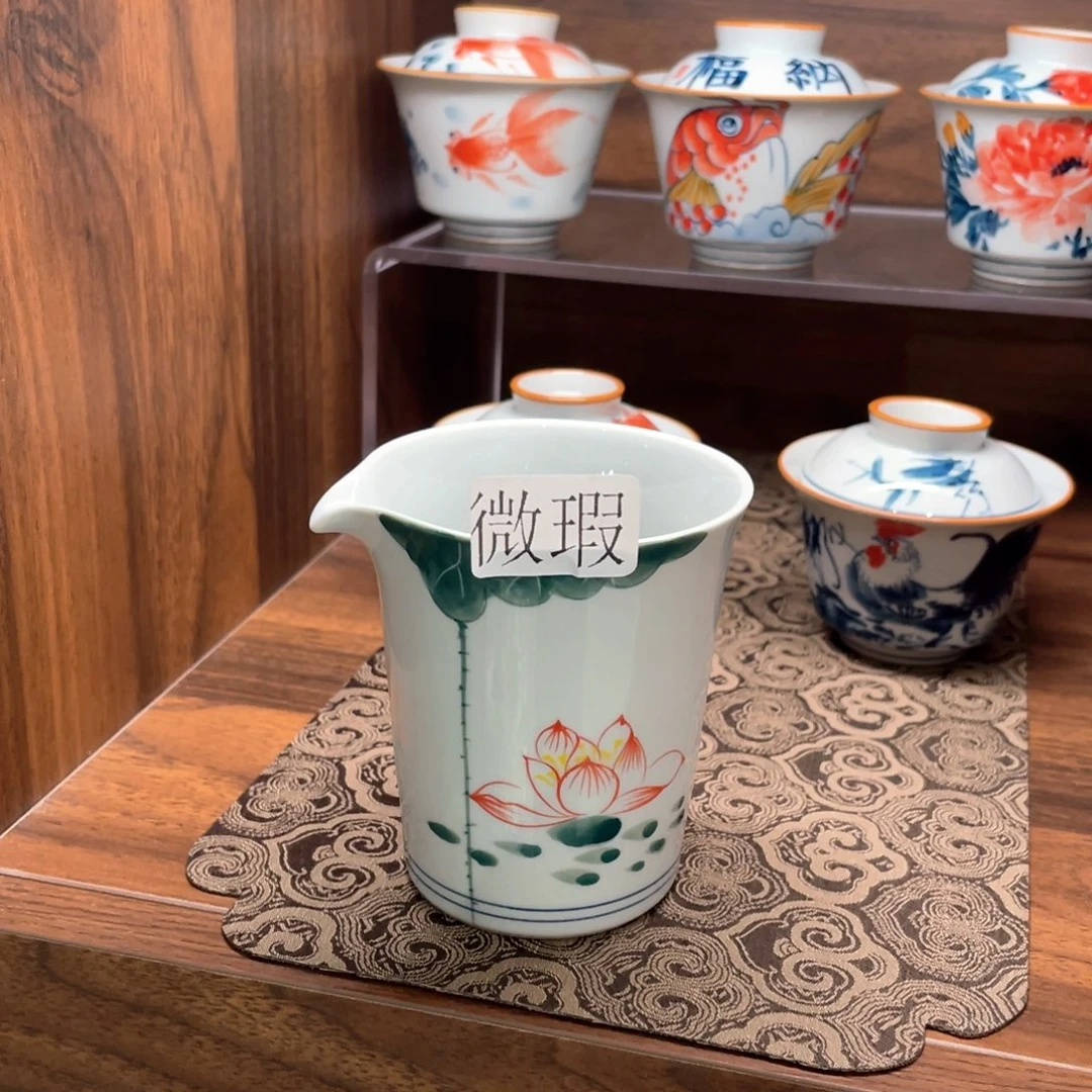 釉下手绘茶具微瑕